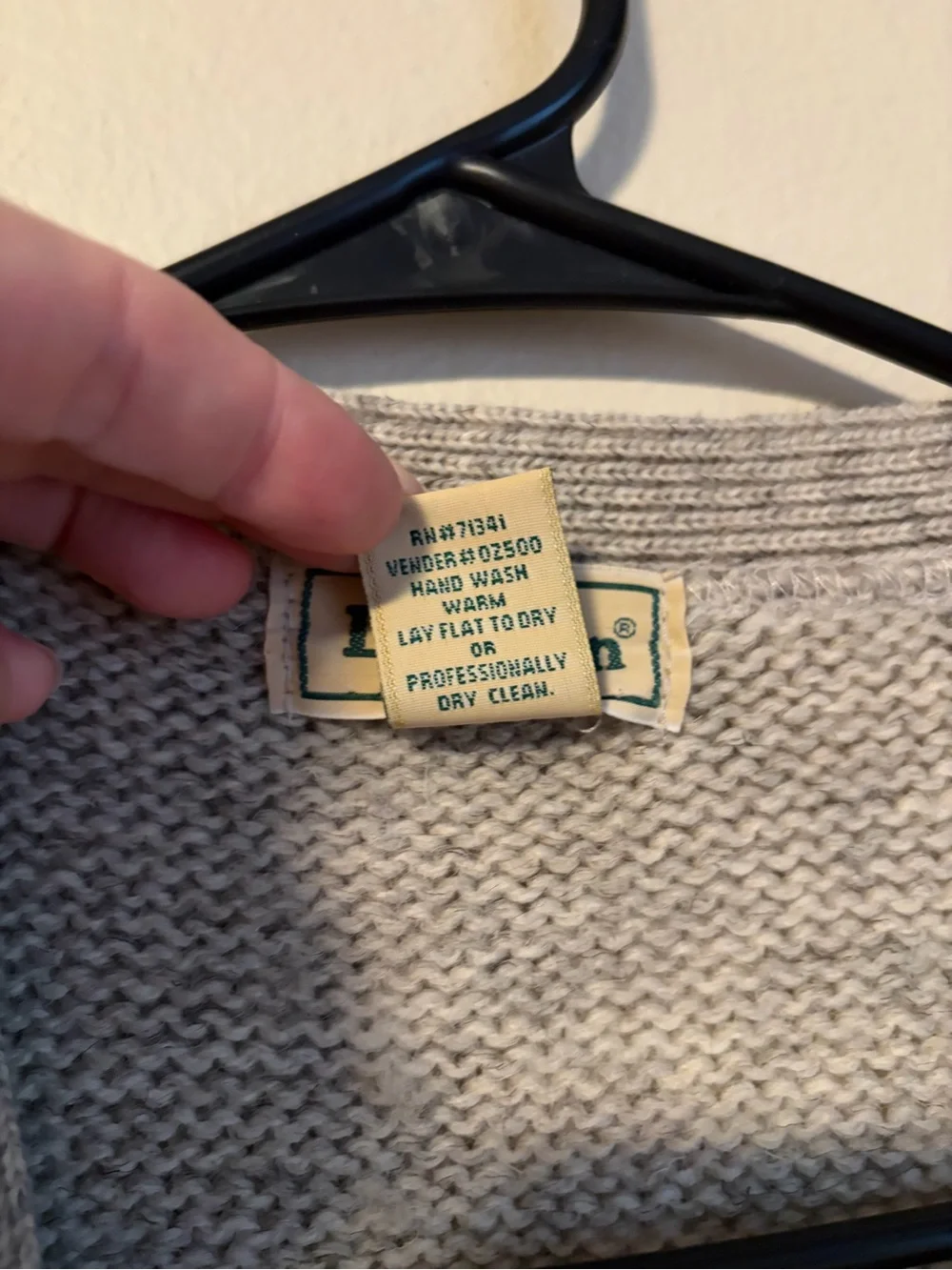 L.L. Bean Men's Light Oatmeal-Gray Cable Knit Button-Front Sweater Vest